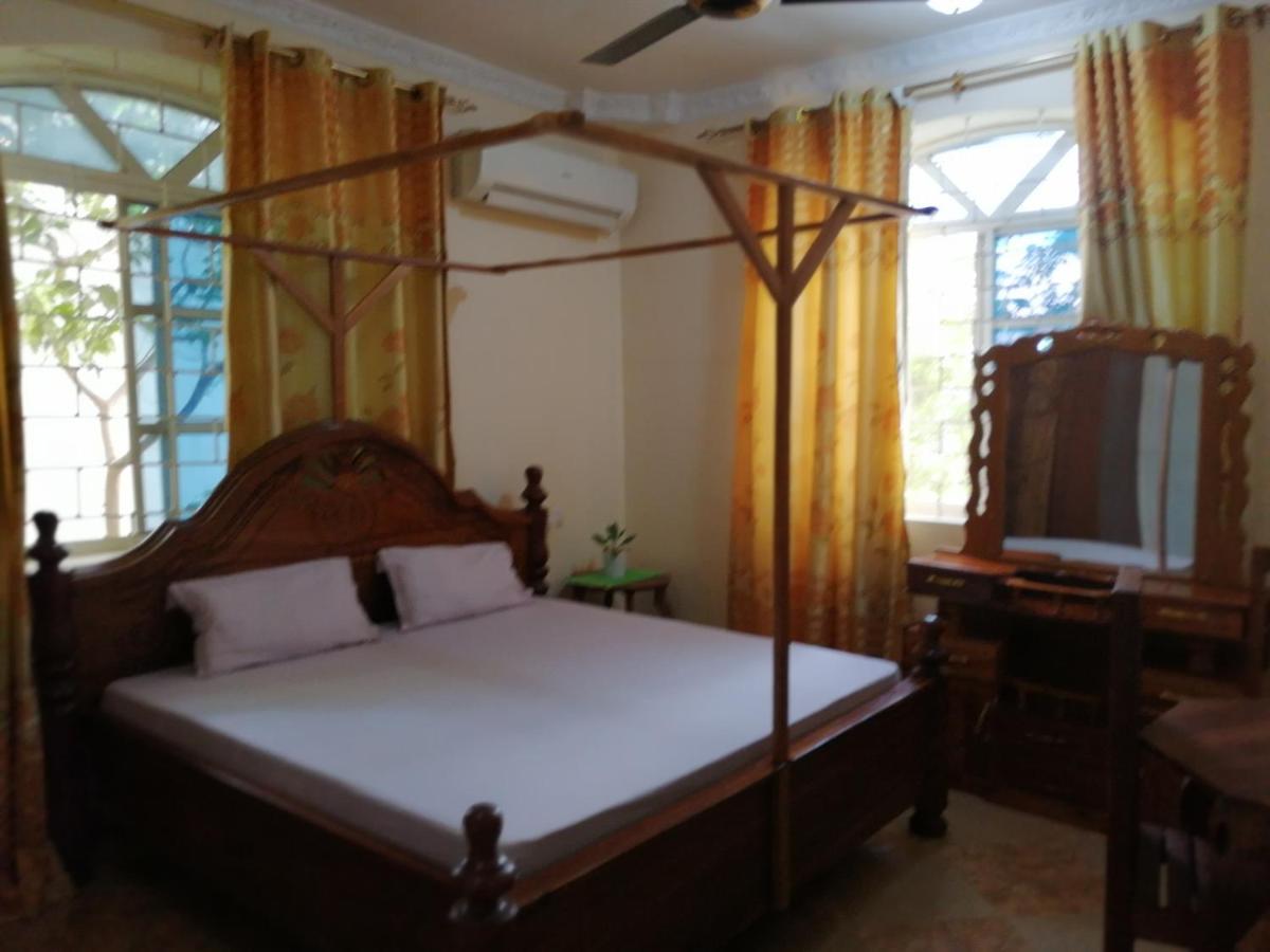Salhiya Lodge Zanzibar Bilik gambar