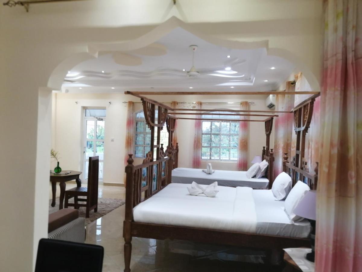 Salhiya Lodge Zanzibar Bilik gambar