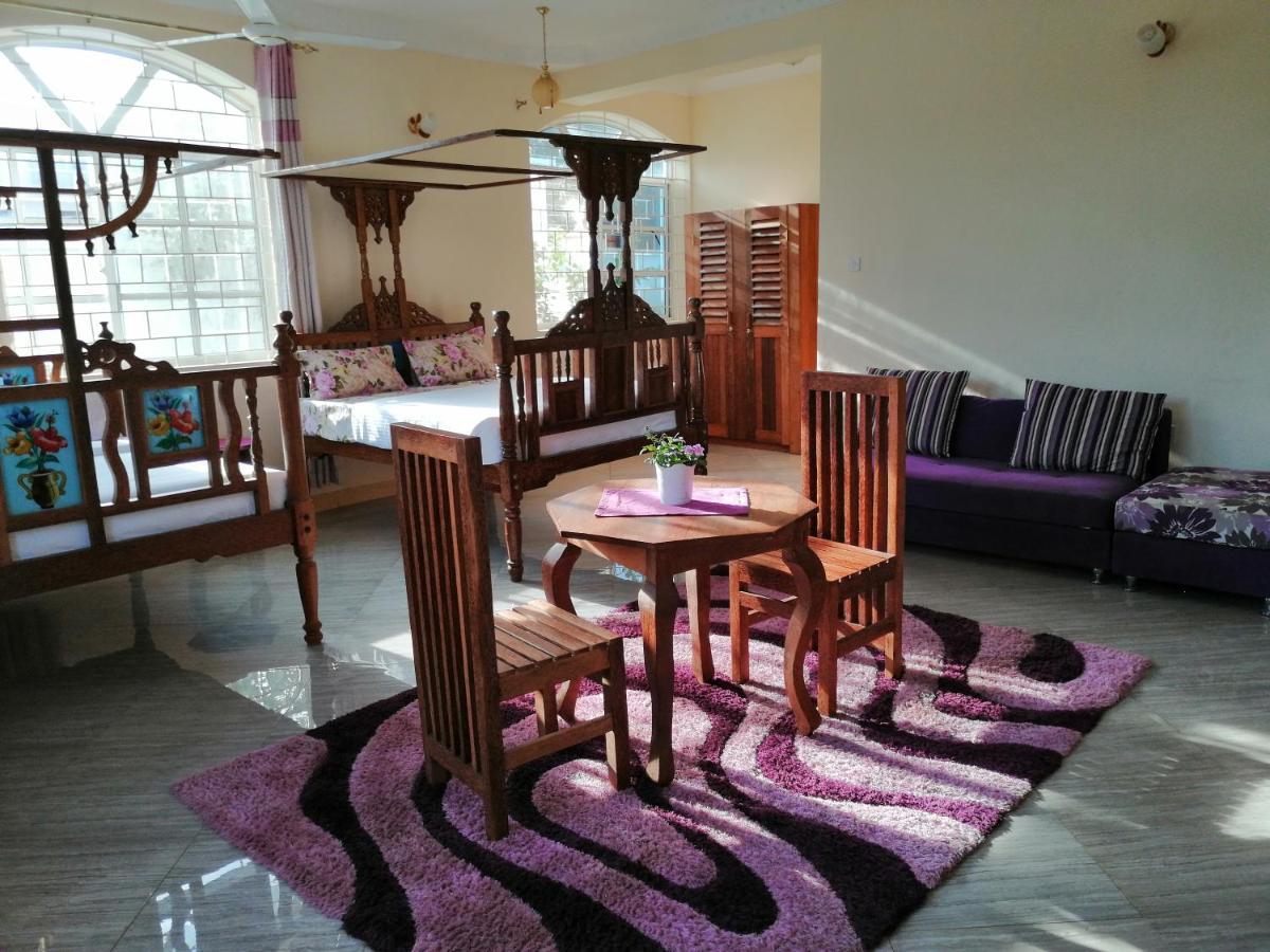 Salhiya Lodge Zanzibar Bilik gambar
