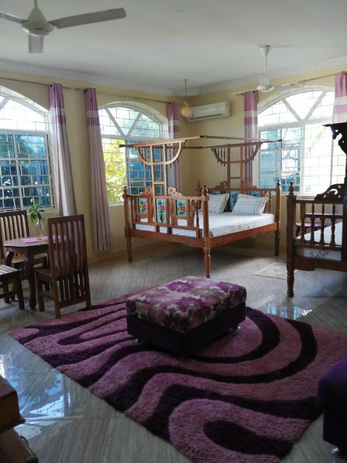 Salhiya Lodge Zanzibar Bilik gambar